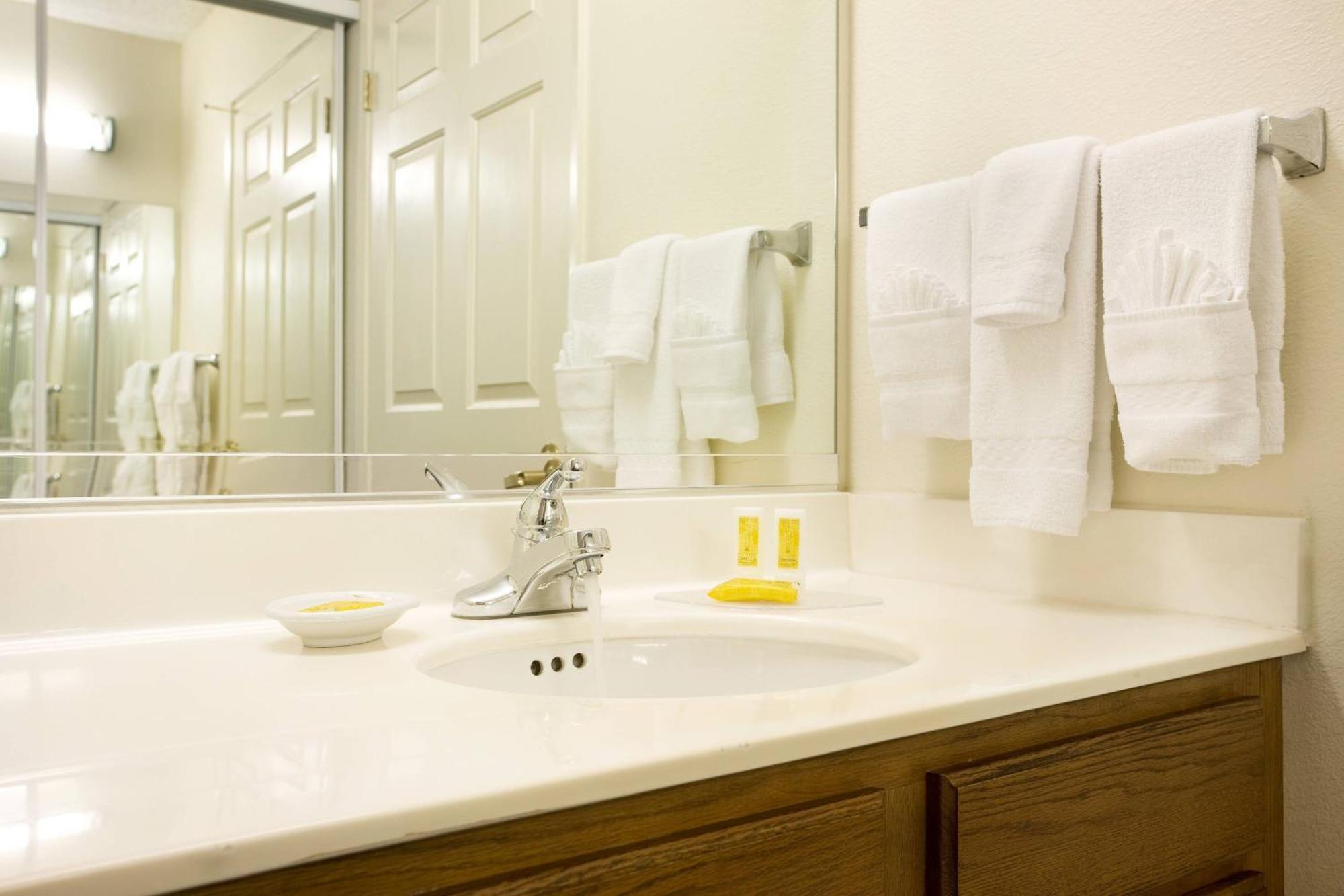 Residence Inn By Marriott Newark Silicon Valley Екстериор снимка