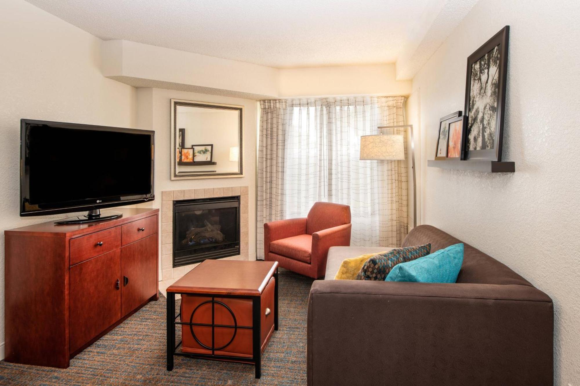 Residence Inn By Marriott Newark Silicon Valley Екстериор снимка