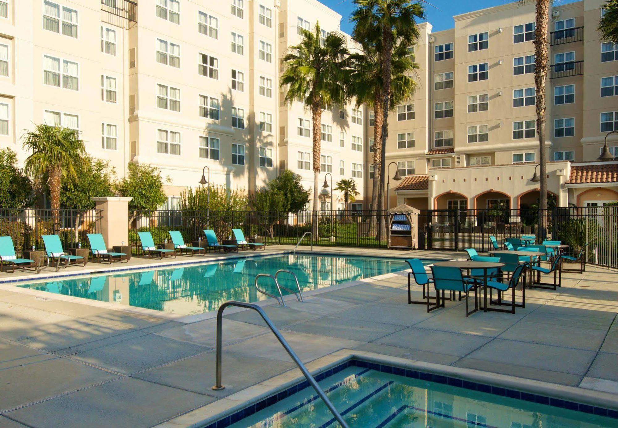 Residence Inn By Marriott Newark Silicon Valley Екстериор снимка